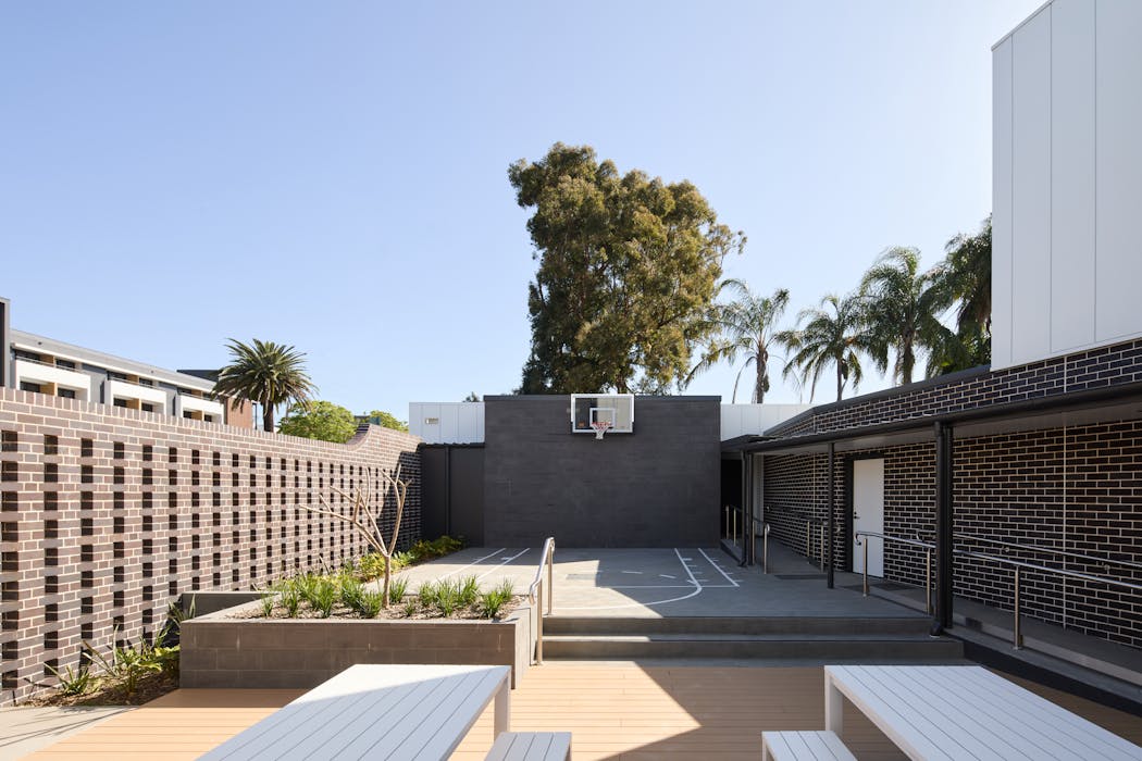 Knights Boarding House commercial fitout photo 4