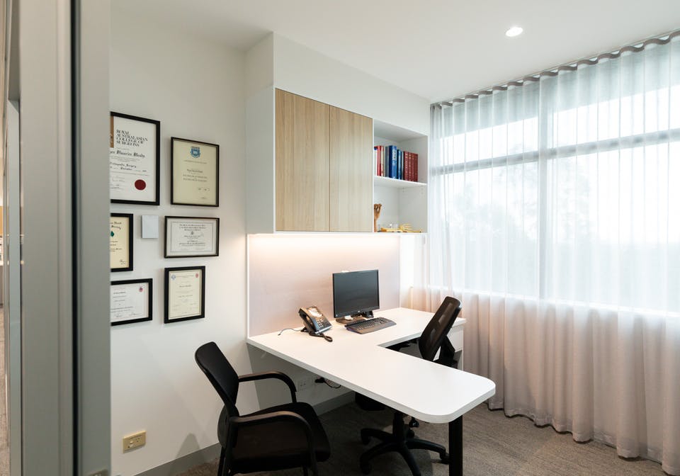 Hand Surgery Centre And Hand Therapy Centre medical fitout photo 4
