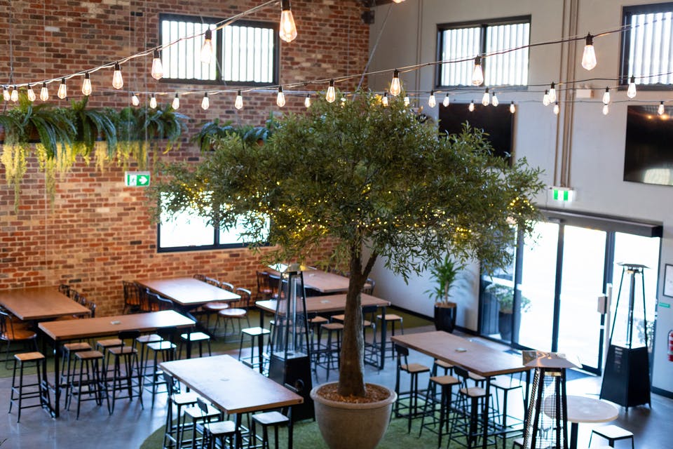 Yard Brewery Smokehouse hospitality fitout photo 3