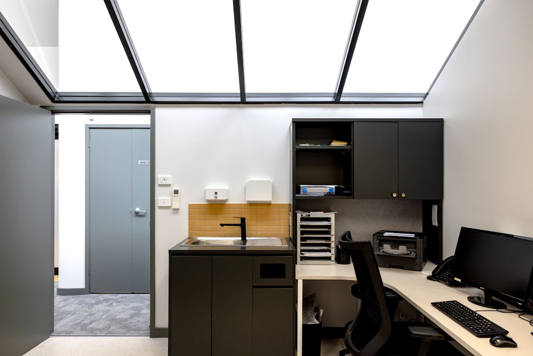 Broadmeadow Neurology medical fitout photo 5