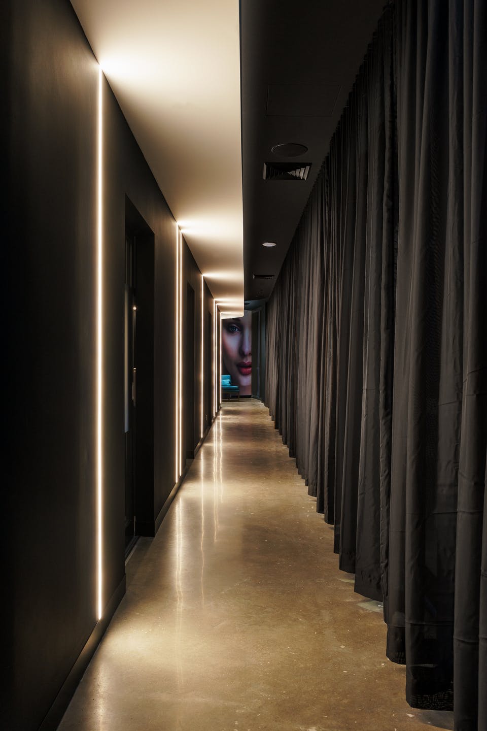 Vamp Cosmetic Clinic medical fitout photo 2